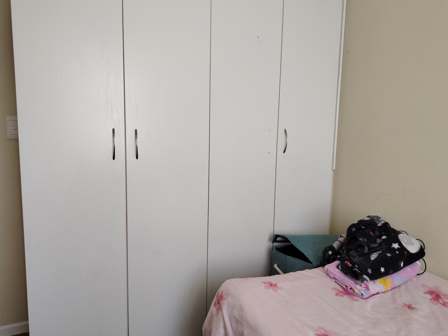 To Let 3 Bedroom Property for Rent in Whispering Pines Western Cape
